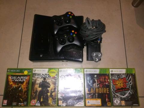 XBOX 360 250 Gig Slimline 2 Wireless Remotes 5 Games