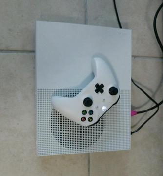 Xbox One S 500gb Excellent Condition With 5 Games