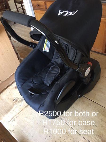 Nula Bug car seat and universal base