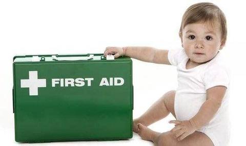 First Aid Training Course For Parents - Instructor with 28 Years Experience