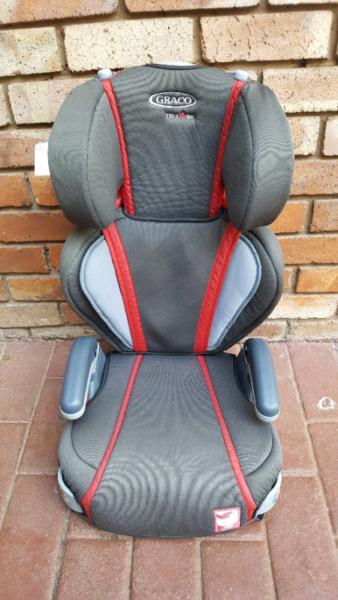 Graco Trilogic Pedic Booster Seat (15-36kg)