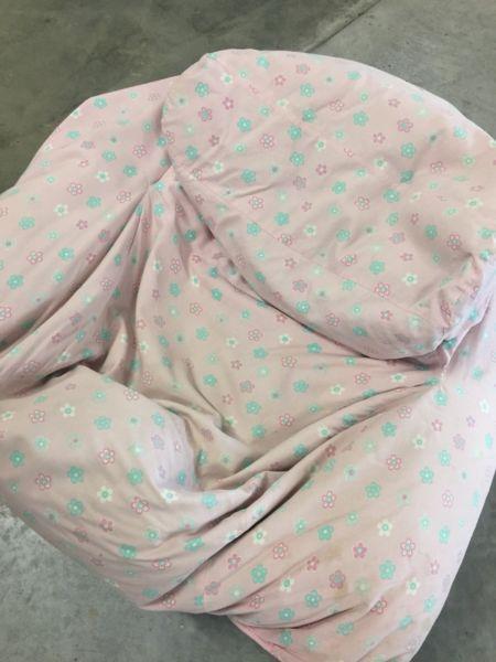 Girl’s bean bag chair