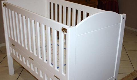 Baby and Toddler Cots and Cribs