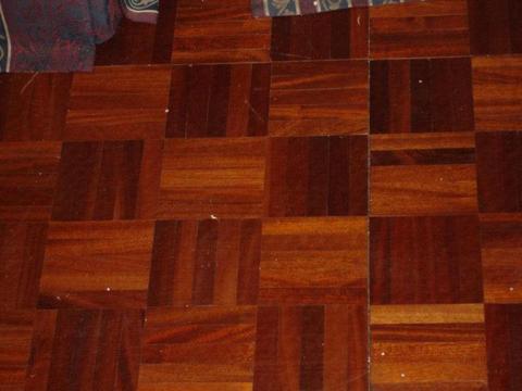 40 Sq Meters of Hardwood finger block size parquet tiles in excellent condition.Cleaned & Bagged