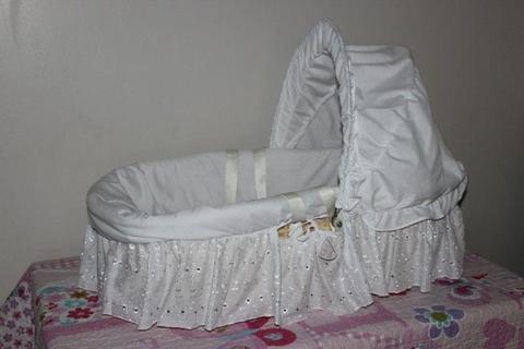 Moses Basket. Carry Cot (No Stand)