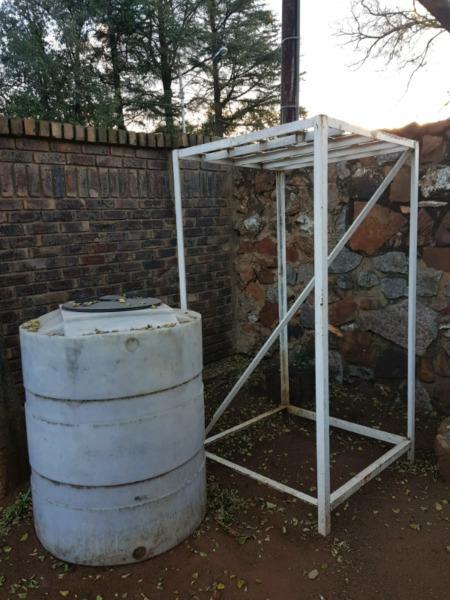 Water Tank and stand