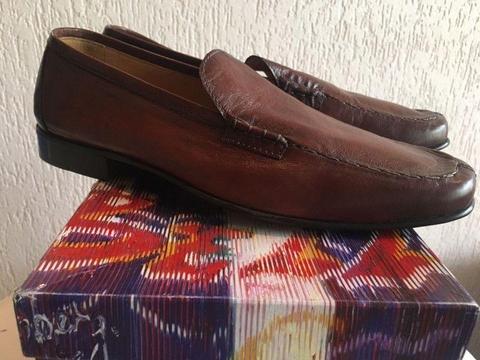 Bello Made In itally Normally R6000 (2 only) Size 9, 10