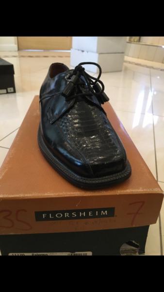 Florsheim Black Lizard Lace up (2 Only) Size 6 / 7 **NO OTHER SIZES