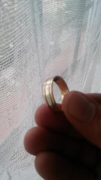 Men's 9ct gold palladium style three row ring and 9ct gold dress ring with rock diamond