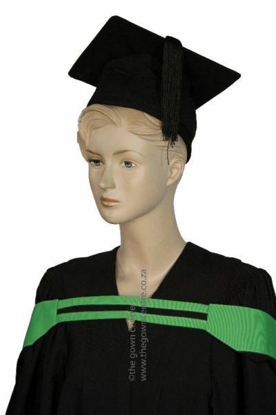 TUT, UJ, UNISA graduation gowns