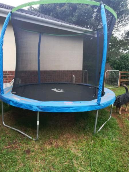 10ft Trampoline, Perfect !!