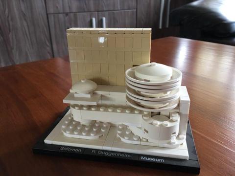 Lego Architecture Guggenheim Museum