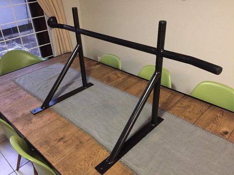 Pull up bar ( powdercoated)