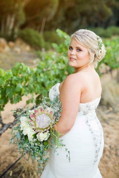 Beautifull Plus Size Fit and Flare Wedding Gowns
