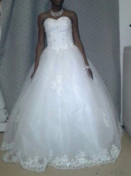 Wedding dress