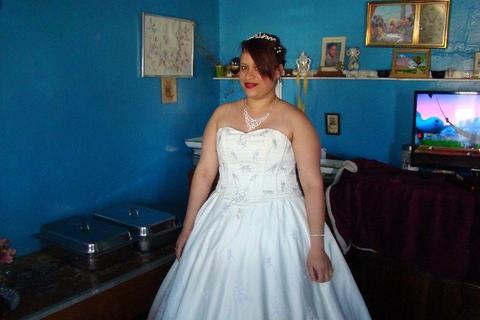 Wedding dress R1500