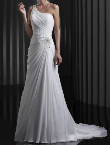 Wedding Dress Enzoani Beautiful BT13-12