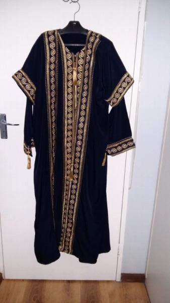 Stunning navy and gold abaya