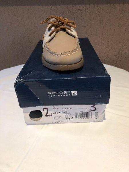 Sperry Ladies. Suede. Tan. (4 Only) 3, 3, 4, 5