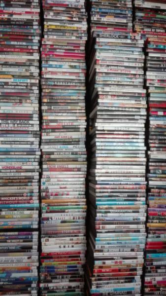 1000's of original english movies and tv series