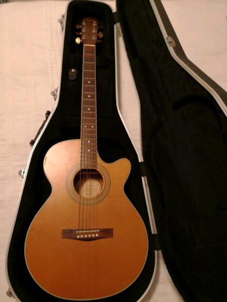 Fender JG26sce semi acoustic guitar with hardcsse