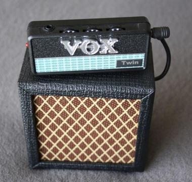 Mini VOX Guitar Amplug Twin Head Amp with Mini Cab