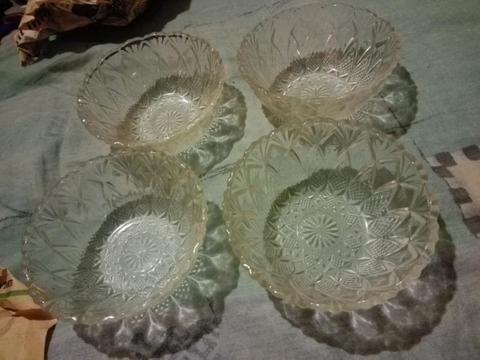Dessert glass bowls