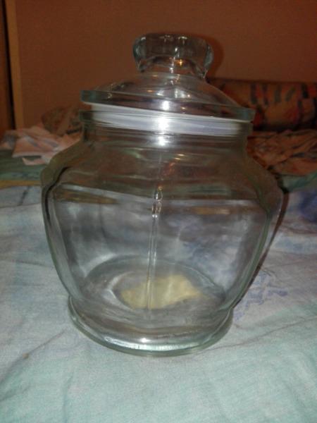 Resealable glass jar