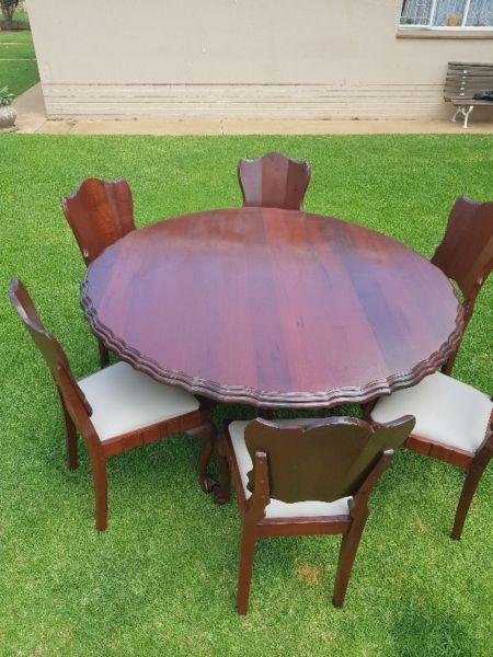 6 seat embuia ball and claw dining room table
