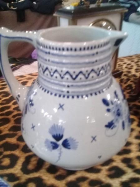 Dreifts Jug