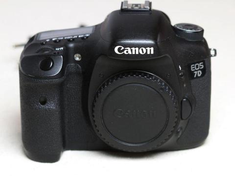 Canon 7d body for sale
