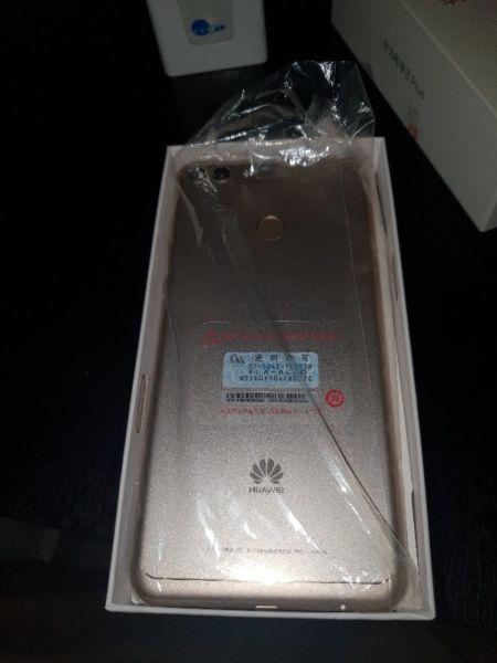 Huawei 8 Plus