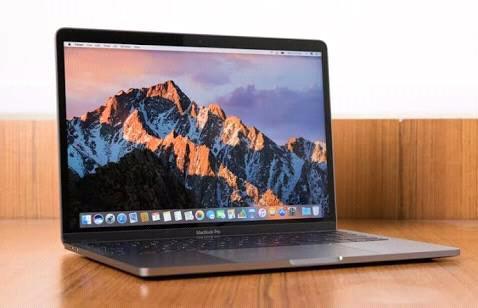 Macbook pro i5 2017 new condition