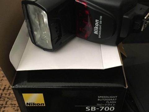 SB-700 nikon flash