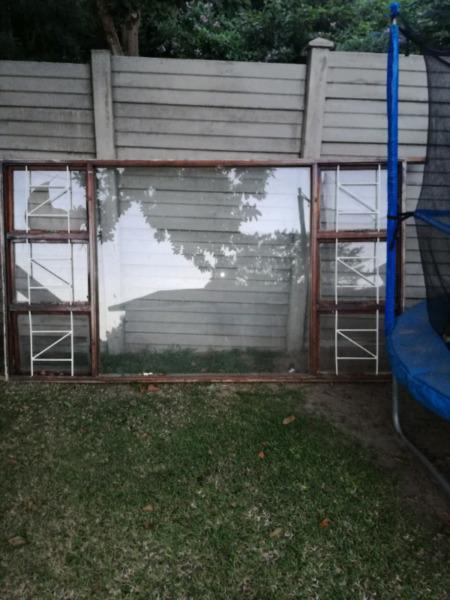 Muranti Window frame