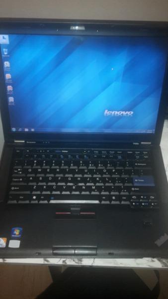 Lenovo T400s laptop with 128gb SSD hard drive