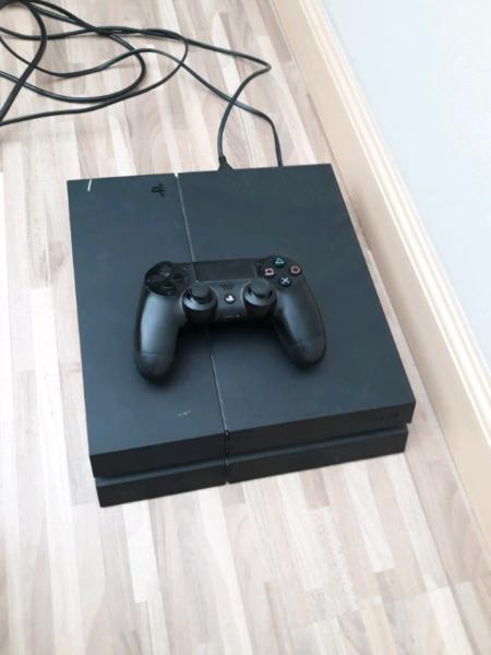 PS4 1TB With 1 controller and 1 game