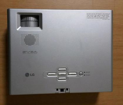 LG Ds125 Projector