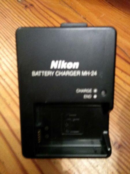 Nikon D3100 for R2000
