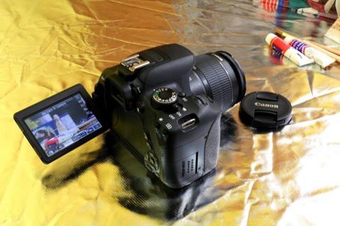 Canon 650D - 18mp - full hd and Canon 18-55mm lens