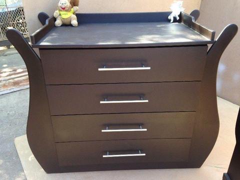 Baby Cot and Compactum-R 3999,00 Sur 10B