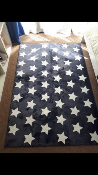 Stars Carpet 120 x180