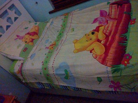 Winnie the pooh and piglet single bed duvet cover set