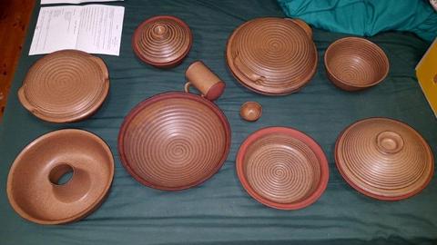 Argilla Pots and Bowls Set Great Condition