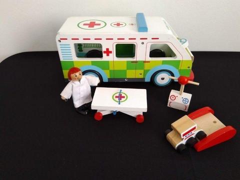 Wooden Ambulance Set Wood