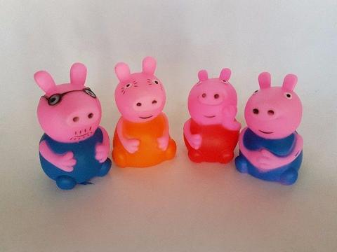 Peppa Pig Cake Toppers / Peppa Pig Figures