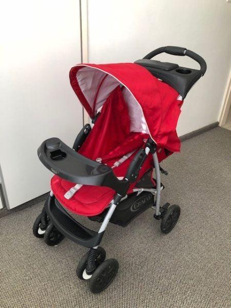 Graco Travel system and Travel Cot