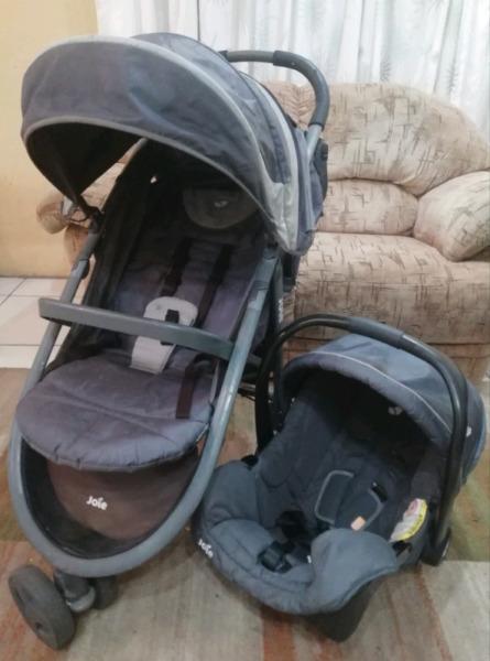 Joie travel system