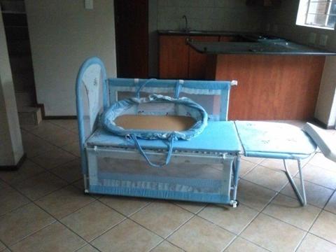 Hardly used baby's cot , baby bag and cot mattress for sale