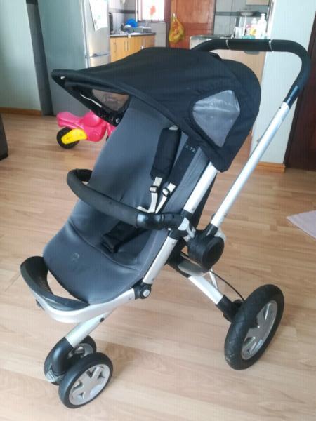 Quinny buzz pram in excellent condition for sale